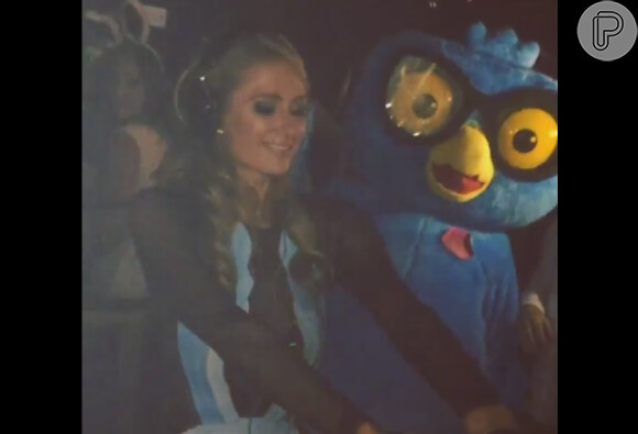 Paris Hilton estava feliz durante sua festa de 33 anos