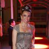 Jornalista Ana Paula Araújo vai comportada ao Baile do Copa no Hotel Copacabana Palace, no Rio de Janeiro