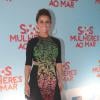 Giovanna Antonelli aposta em vestido comportado para a pré-estreia de filme em São Paulo