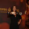 'Melhores do Ano': Ivete Sangalo brinca com o troféu de melhor cantora