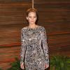 Jennifer Lawrence usa vestido Tom Ford na festa do Oscar 2014