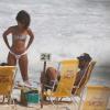 Yanna Lavigne e Sheron Menezzes curtiram a praia da Reserva, na Zona Oeste do Rio de Janeiro, na tarde deste sábado, 29 de março de 2014. Acompanhadas por amigos, as atrizes tomaram caipirinha e mostraram que estão em ótima forma