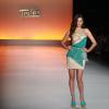 Irina Shayk foi o grande destaque do desfile que apresentou a nova coleção da Triton para o verão 2015 na noite de terça-feira, 1 de abril de 2014
