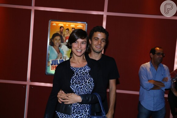 Maria Paula foi acompanhada do namorado, Victor Valansi, à pré-estreia do filme 'Julio Sumiu' no Rio de Janeiro
