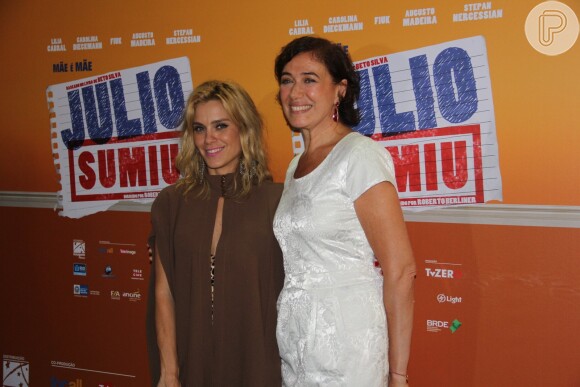 Carolina Dieckamann e Lilia Cabral vão à pré-estreia do filme 'Julio Sumiu' no Rio de Janeiro