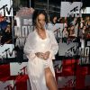 Rihanna compareceu ao MTV Awards sozinha