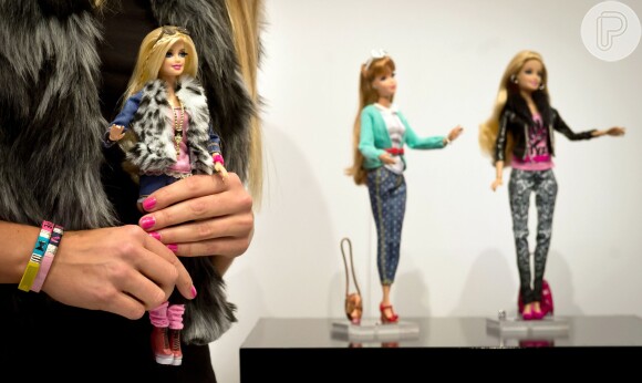 Barbie terá novo filme de comédia, estrelado por atores reais