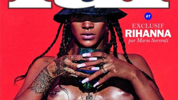 Rihanna faz topless e exibe piercing indiscreto em capa de revista francesa