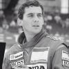 Cantor Thiaguinho presta homenagem à Ayrton Senna: 'Ele é nosso. 'Ayrton Senna do Brasil', escreveu 