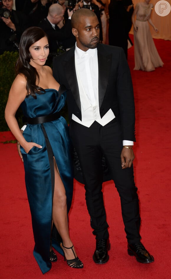 Kim Kardashian e Kanye West se casam no dia 24 de maio, em Paris, na França
