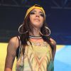 Na sexta-feira, 10 de maio de 2014, Anitta fez um show na i9 Music, em São Gonçalo, no Rio de Janeiro
