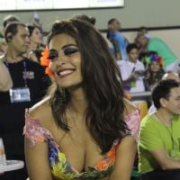 Juliana Paes diz que não será rainha de bateria no Carnaval 2015: 'Deprimida'