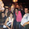 Monique Curi também se divertiu ao lado dos colegas de elenco durante a festa dos 100 capítulos da novela 'Em Família'