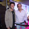 Ator Nando Rodrigues e Humberto Martins se reencontram em noite de pré-estreia no Rio