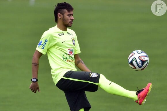 Neymar se prepara para fazer bonita na Copa do Mundo