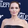 Angelina Jolie é protagonista de 'Malévola'