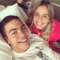 Milene Domingues posta foto com Ronald após cirurgia: 'Filhāo se recuperando'