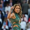 Jennifer Lopez classificou a experiência de cantar no Brasil como 'surreal'