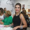 Mariana Rios esbanja simpatia em inauguração de loja no interior de São Paulo