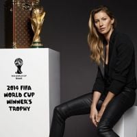 Gisele Bündchen aparece pela primeira vez com taça da Copa do Mundo