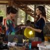 Marina (Tainá Müller) chega no estúdio com uma surpresa para Clara (Giovanna Antonelli): uma aliança