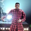 Chris Brown se apresenta no BET AWards 2014