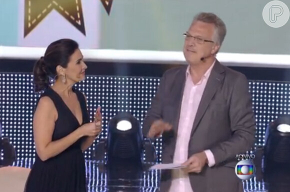 Pedro Bial questiona se Fátima Bernardes toparia se inscrever no 'Big Brother Brasil' e a apresentadora admite que não, pois já tem a vida muito exposta e que voltaria a falar sobre isso aos 70 anos