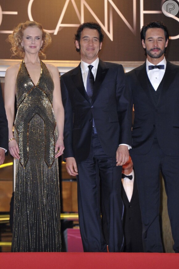 Nicole Kidman, Clive Owen e Rodrigo Santoro posam durante a premiere do telefilme 'Hemingway & Gelhorn', em Cannes, na França, em maio de 2012