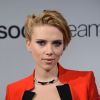 Scarlett Johansson vai subir ao altar com o noivo, o jornalista Romain Dauriac em agosto