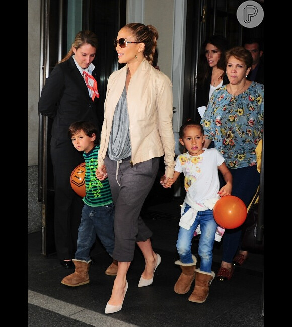 Jennifer Lopez é mãe dos gêmeos Max e Emme, de 6 anos