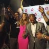 Jennifer Lopez reuniu alguns amigos em Nova York para celebrar o lançamento do CD 'A.K.A'