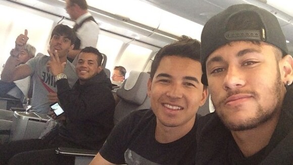 Longe de Bruna Marquezine, Neymar viaja com amigos para o Japão: 'Partiu'