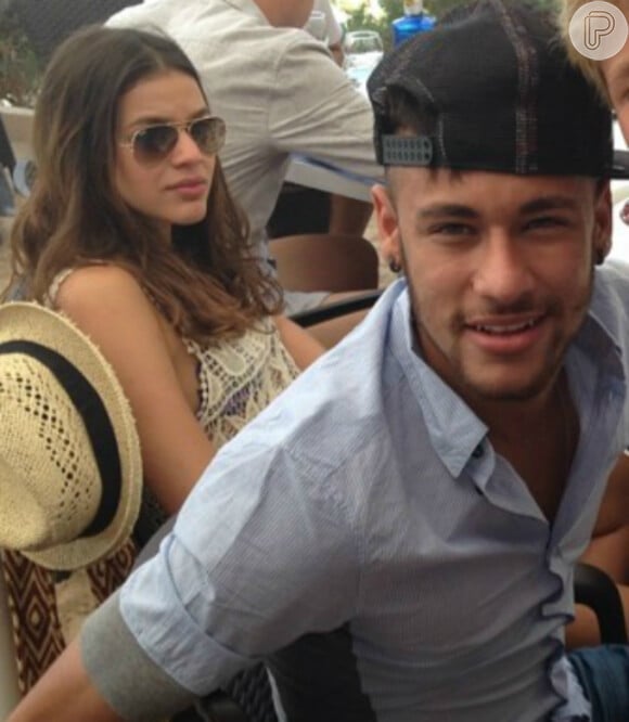 Bruna Marquezine e Neymar curtiram alguns dias de férias em Ibiza, na Espanha