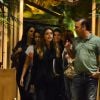 Giovanna Lancellotti sai para jantar com sua família em shopping da Barra da Tijuca, na Zona Oeste do Rio de Janeiro, em 6 de agosto de 2014