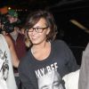 Que tal a Demi Lovato de óculos com um look totalmete despojado? Superestilosa! 