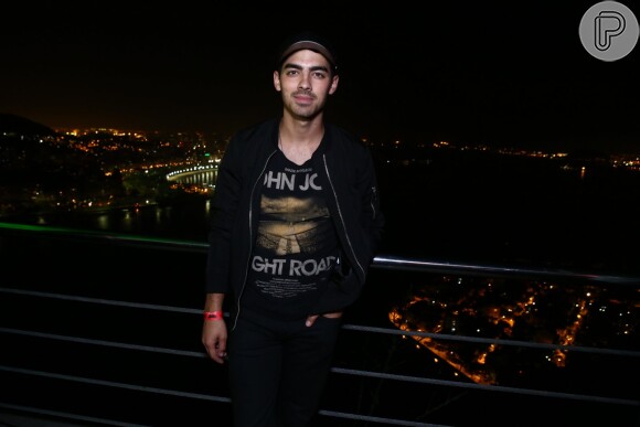 Joe Jonas curitu a festa 'Embarque nesse Carrossel' no Morro da Urca, na Zona Sul do Rio de Janeiro, em 24 de agosto de 2014