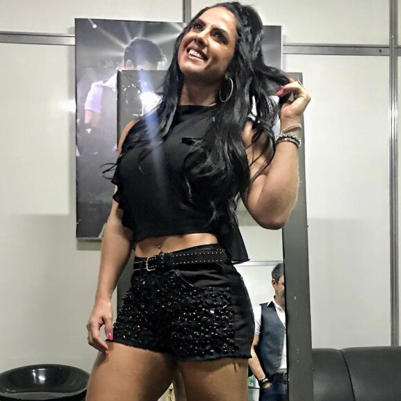 'Hoje tenho uma personal stylist que sabe meu gosto e me ajuda a compor meus figurinos', contou Graciele Lacerda