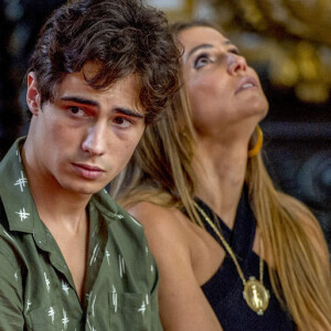 Valentim (Danilo Mesquita) torce para uma boa relação entre as mães em 'Segundo Sol'