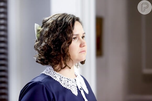 Nos próximos capítulos da novela 'As Aventuras de Poliana', Nanci (Rafaela Ferreira) será demitida por Luísa (Thais Melchior)