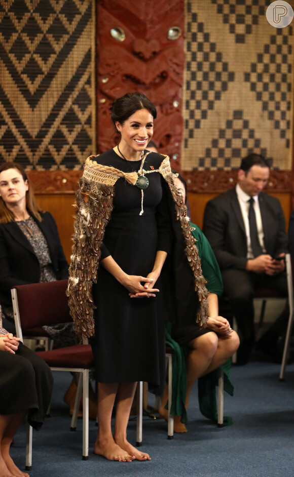 Meghan Markle novamente ficou descalça durante sua passagem pela Nova Zelândia com príncipe Harry