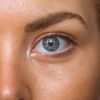 Desondulação, megahair dos pelos e até micropigmentação no contorno dos olhos são algumas que também realçam a expressão da face
