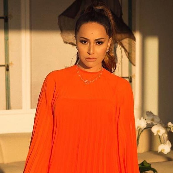 Sabrina Sato não tem feito dieta ou exercícios para perder peso após o parto