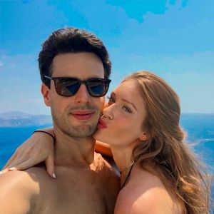 Marina Ruy Barbosa nega gravidez e avalia casamento ao responder fãs nesta quinta-feira, dia 27 de dezembro de 2018