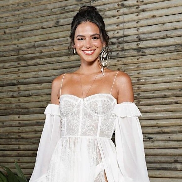 Vera Viel, Mariana Rios e mais: veja famosas comparadas à Marquezine neste verão