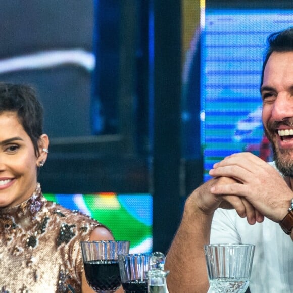 Deborah Secco também esteve na Pizza do Faustão