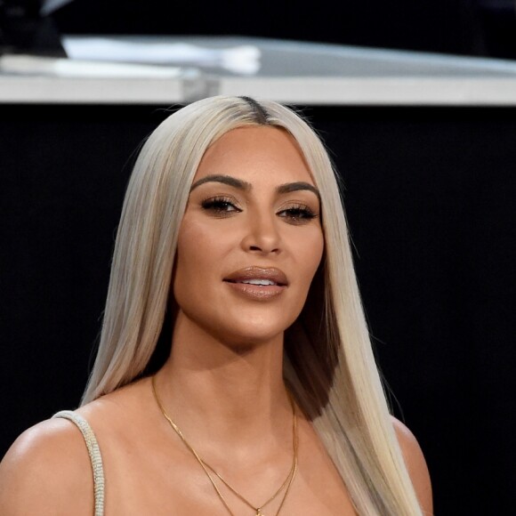 'Eu fiquei bêbada na nossa festa de Natal e falei para algumas pessoas', disse Kim Kardashian