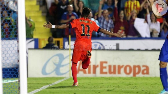 Neymar marcou um gol pelo Barcelona, na vitória sobre o Levante pelo Campeonato Espanhol