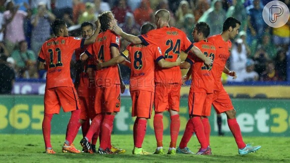 O Barcelona ganhou de cinco a zero do Levante, na quarta rodada do Campeonato Espanhol