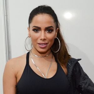 Anitta comemora um mês com dieta vegetariana e lista vantagens em vídeo nesta sexta-feira, dia 01 de fevereiro de 2019