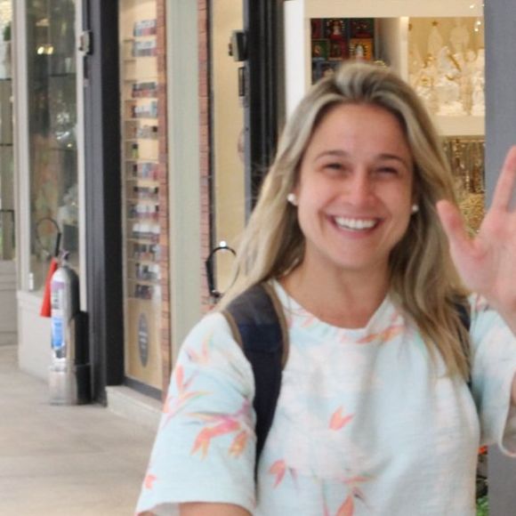 Fernanda Gentil é sempre muito simpática com os fãs